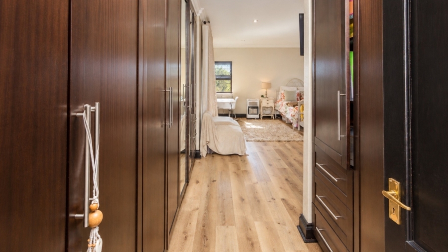 5 Bedroom Property for Sale in Xanadu Nature Estate North West